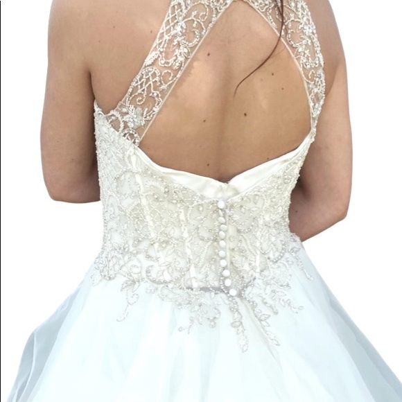 Wedding Dress size 10 unaltered in white - Picture 4 of 5